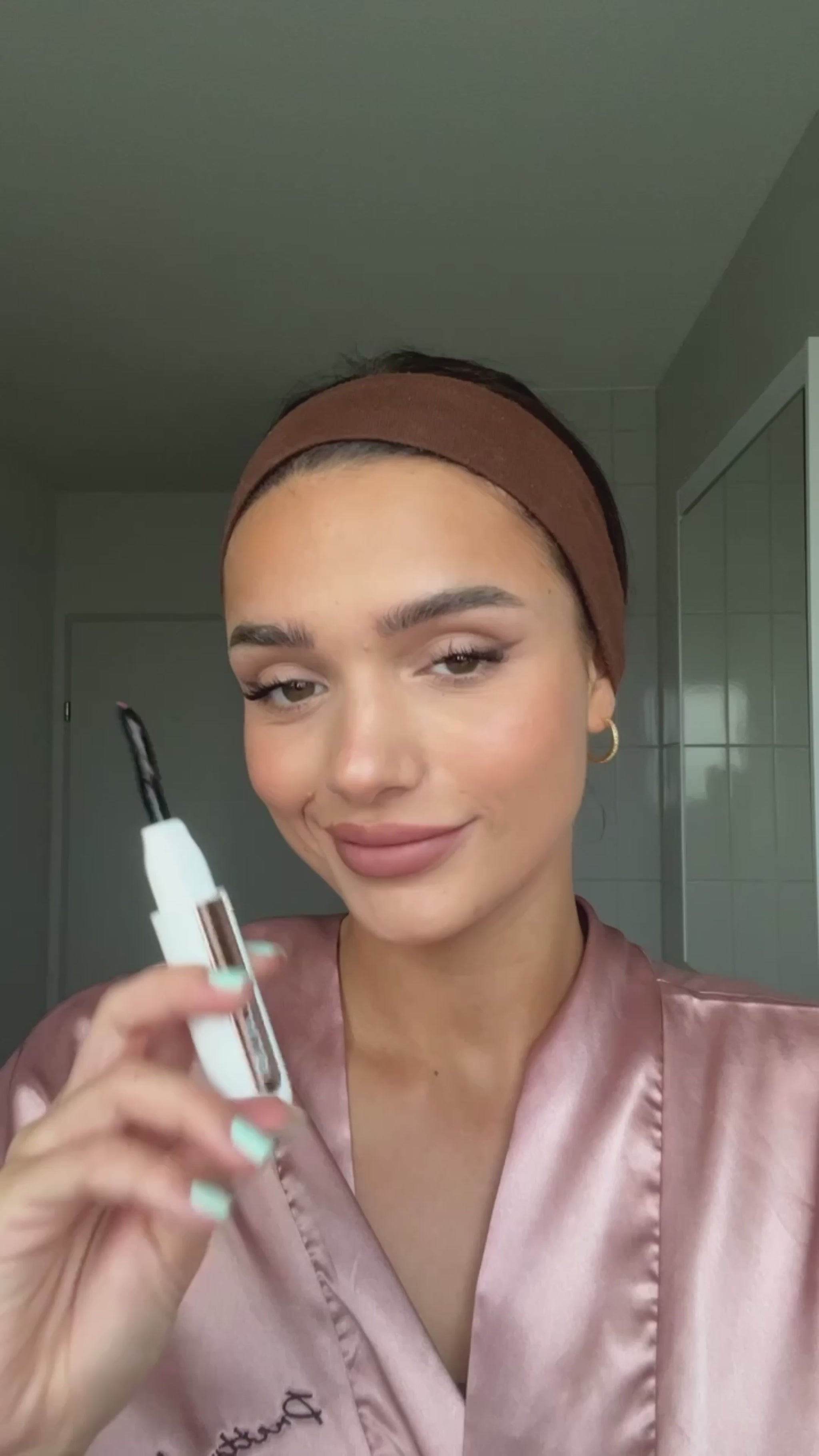 Shop the Best Heated Lash Curler at CALISI BEAUTY A Viral Beauty